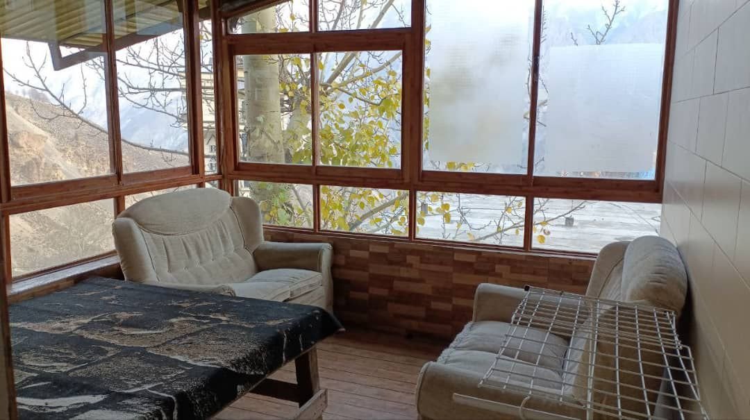 دوخوابه تهرانی ۳۰۱