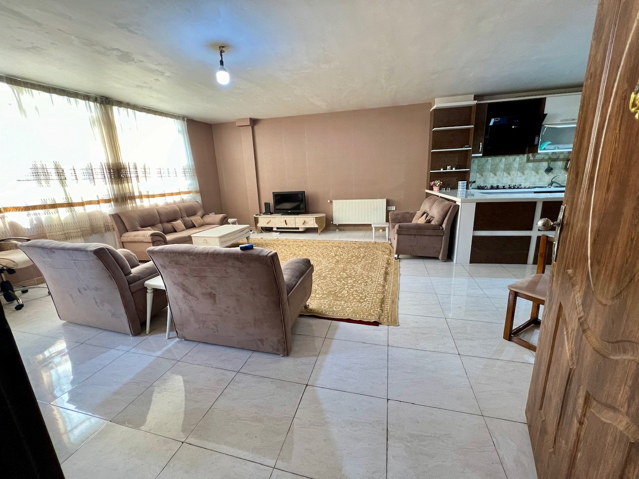 آپارتمان دوخوابه رفیع ۲۲