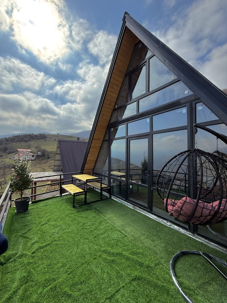 ویلا دوخوابه سوئیسی ژوآن