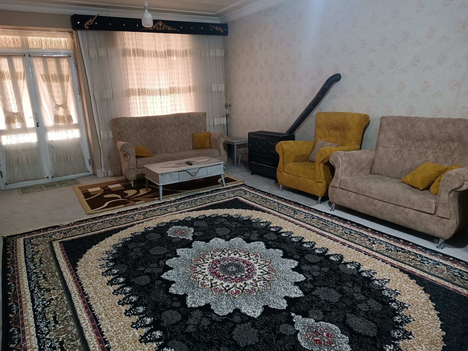 ویلا دوخوابه استخردار آبگرم ژیوان 1