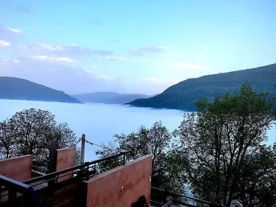 کلبه یک خوابه کوهستانی نارگل