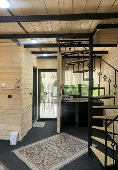 کلبه یک خوابه جنگلی دوبلکس اُم