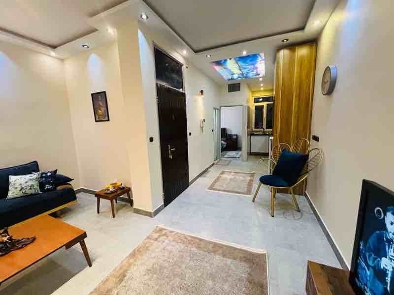 آپارتمان یک خوابه دروس ۳ - انتخاب عنوان تصویر