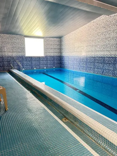 ویلا یک خوابه استخردار آبگرم علیخانی