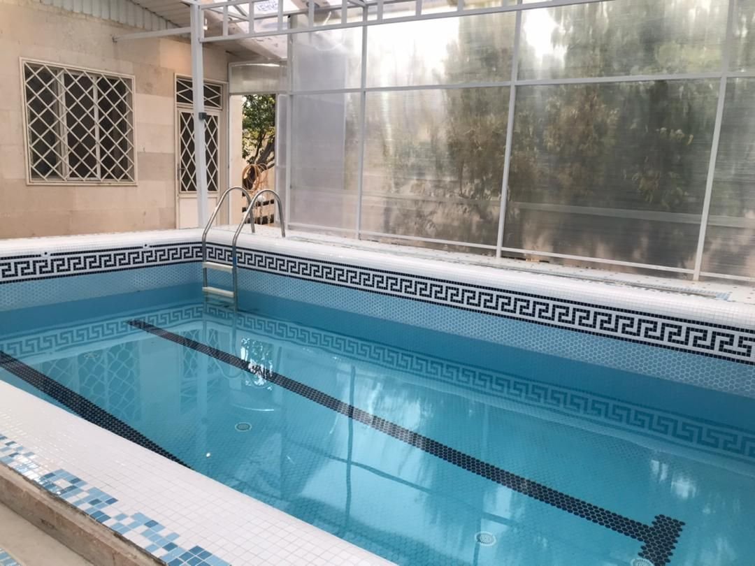 ویلا دوخوابه استخردار آبگرم کورش 1