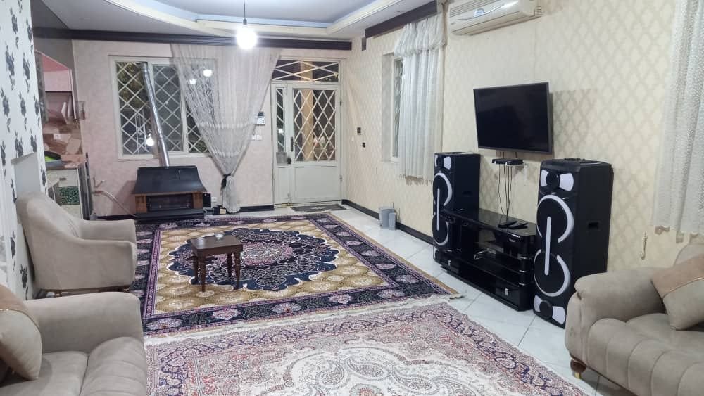 ویلا دوخوابه استخردار آبگرم کورش 1