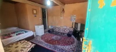 اقامتگاه سنتی اسماء خاتون - واحد گل یاس 2