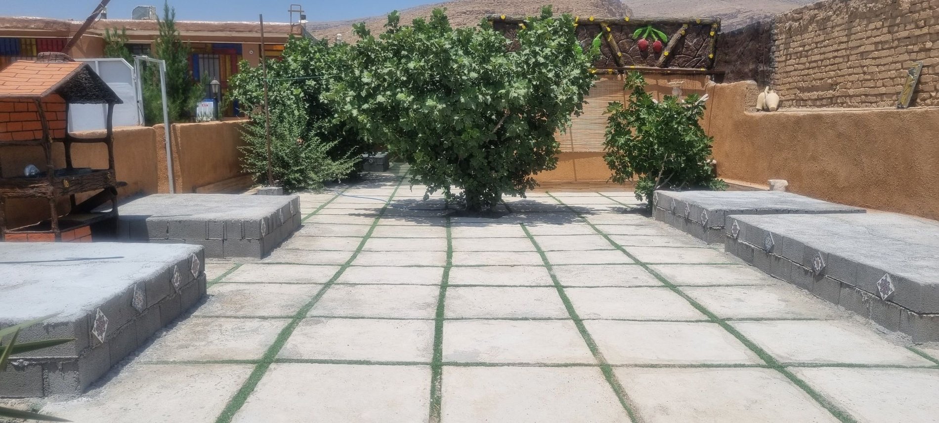 اقامتگاه سنتی اسماء خاتون - واحد گل یاس 2