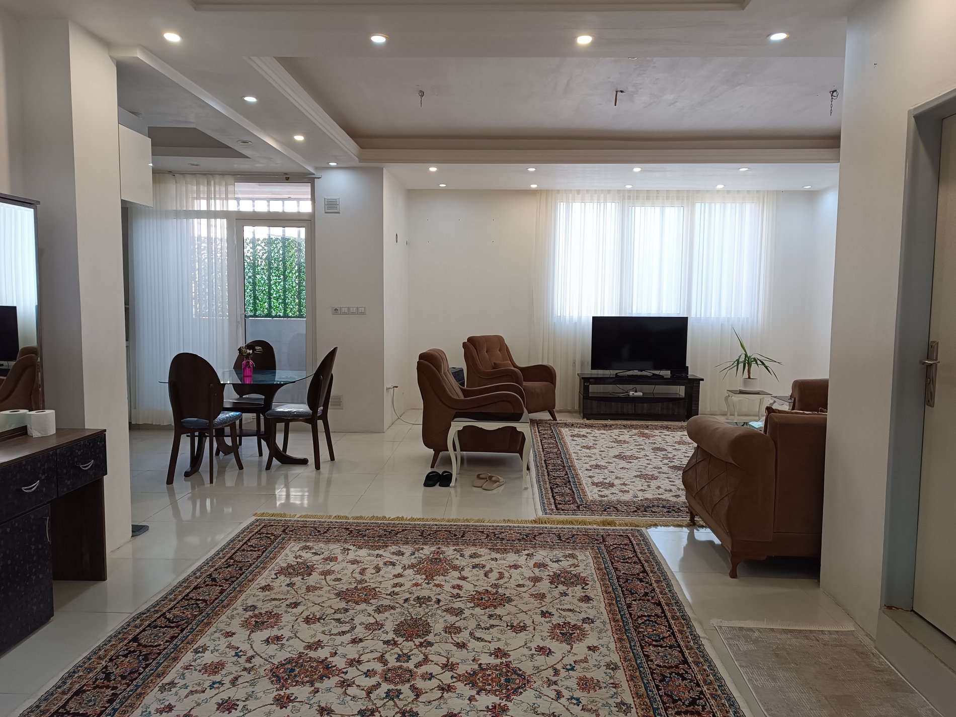 آپارتمان یک خوابه نادری 1