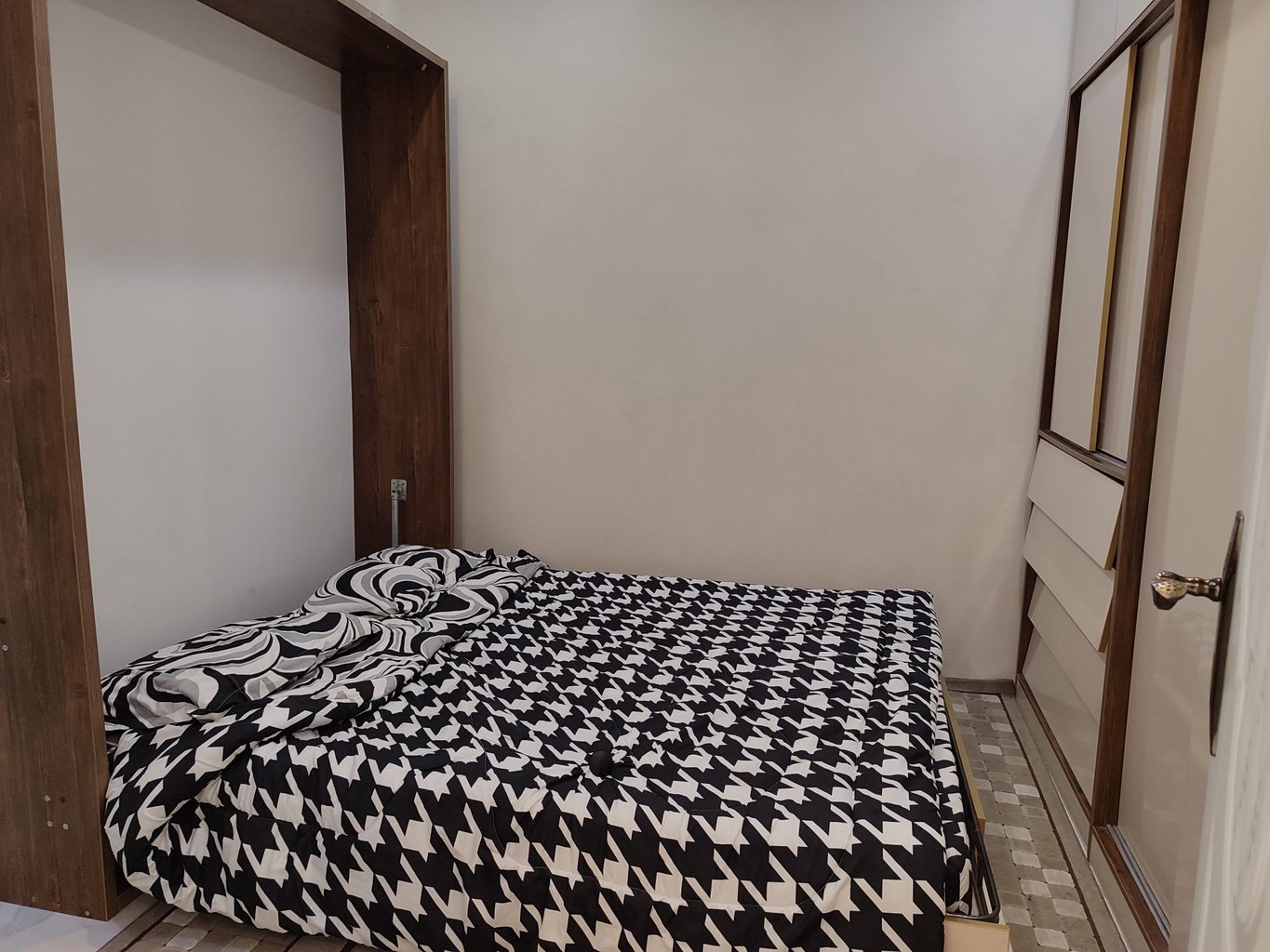 یک خوابه استخردار آبگرم امامه