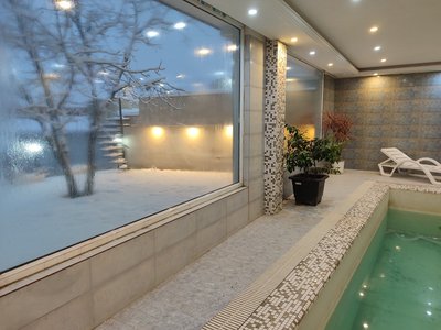 ویلا یک خوابه استخردار آبگرم امامه