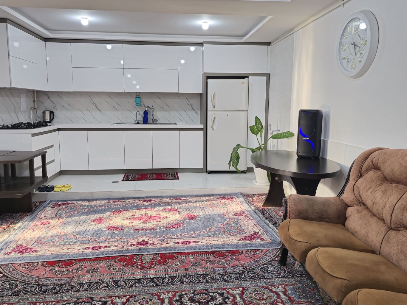 ویلا یک خوابه استخردار سرکره