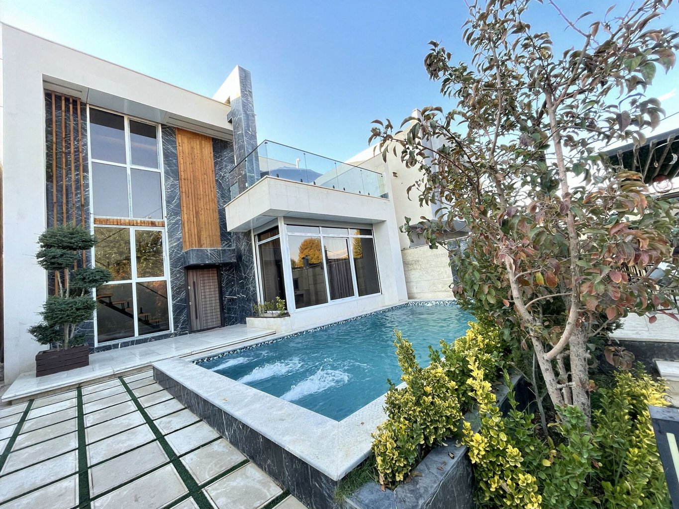 سه خوابه استخردار آبگرم ژوپیتر