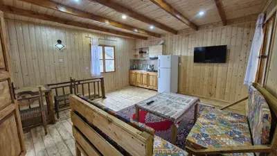 کلبه یک خوابه جنگلی سرچشمه