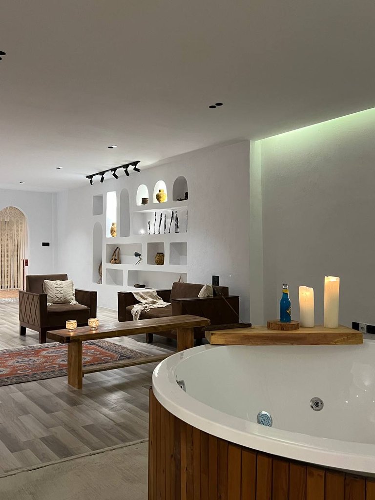 آپارتمان یک خوابه جکوزی دار هوماه