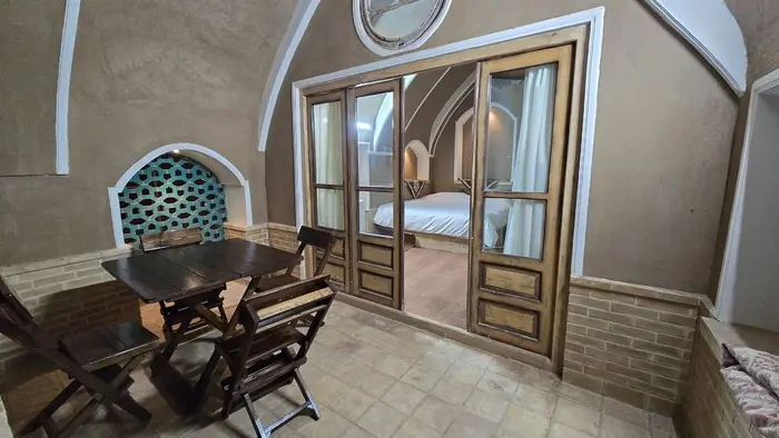 بوم گردی عمارت مهربانو - واحد نیک بانو