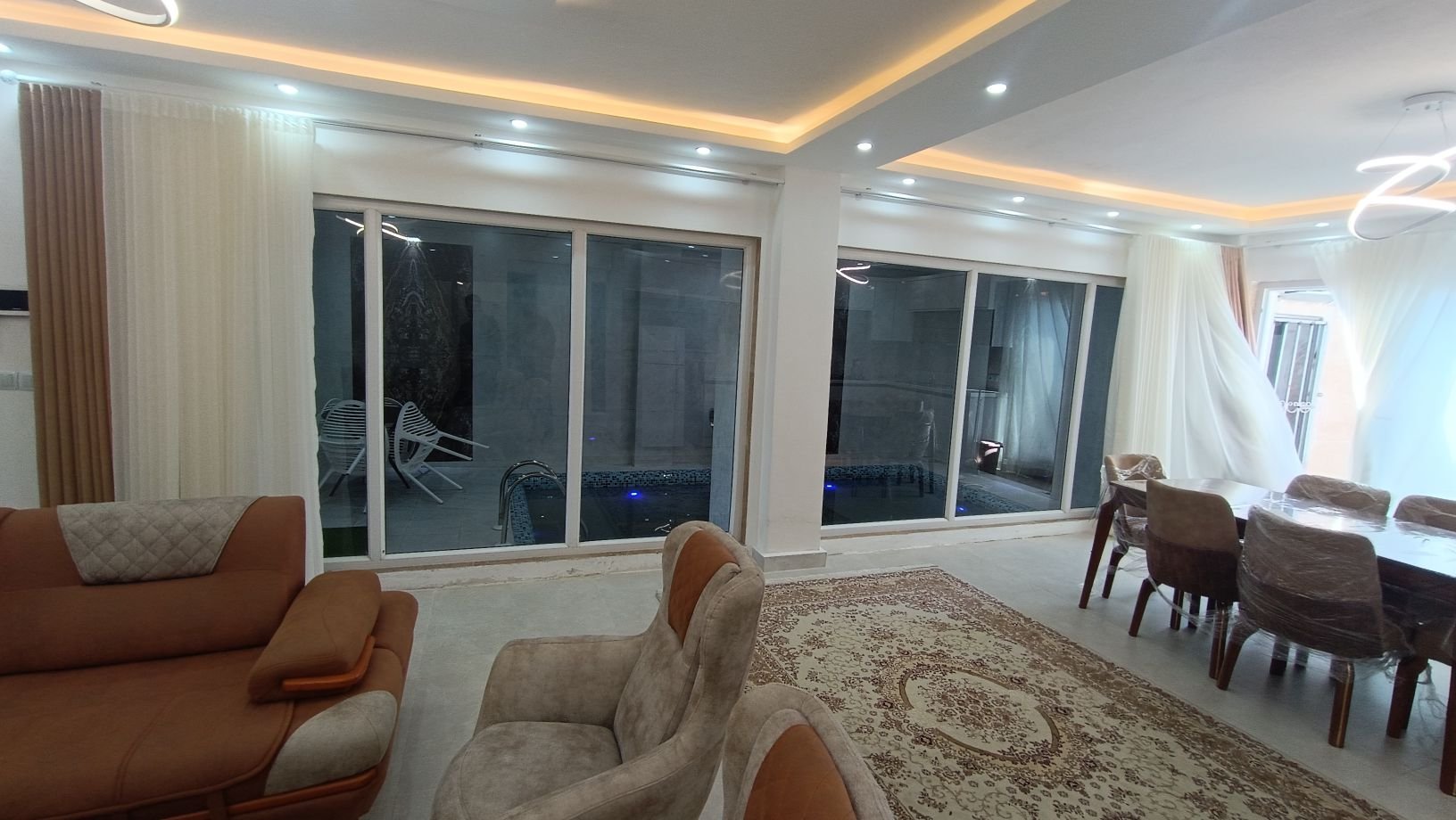 دوخوابه استخردار آبگرم طاها 2