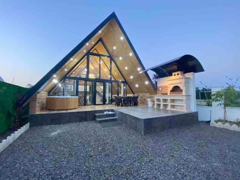 دوخوابه سوئیسی جکوزی دار گل نارنج