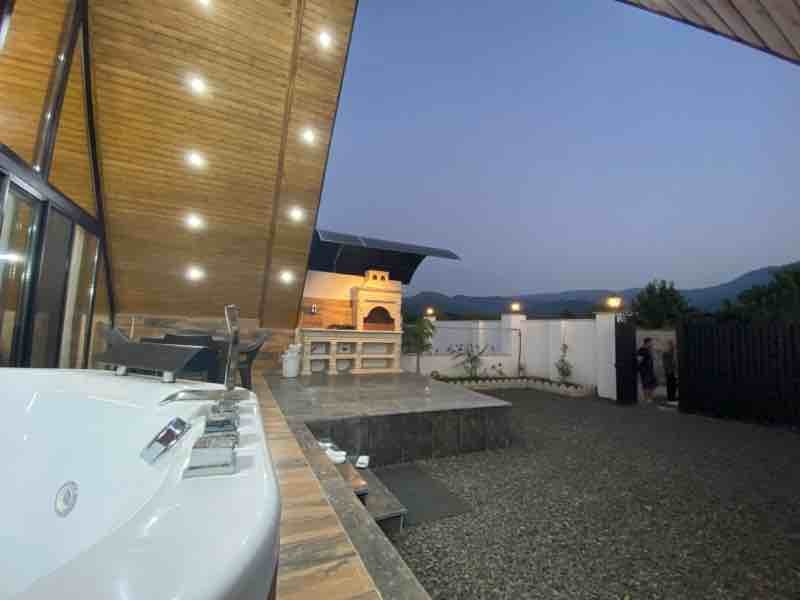 دوخوابه سوئیسی جکوزی دار گل نارنج