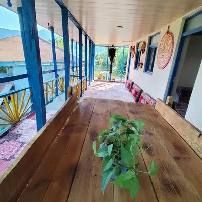 کلبه دوخوابه جنگلی سنتی کادوس