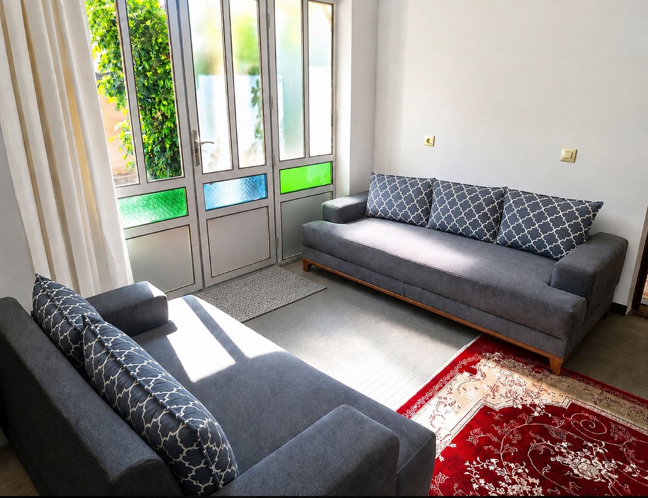 آپارتمان دوخوابه شمعدونی 2