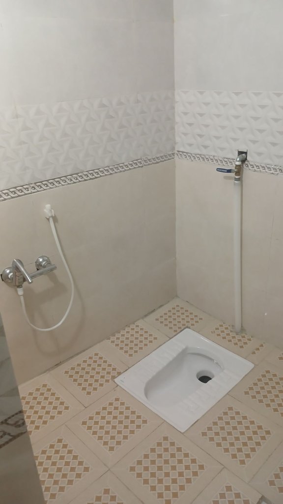 سوئیت فلت آذرنیا