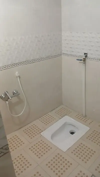 سوئیت فلت آذرنیا