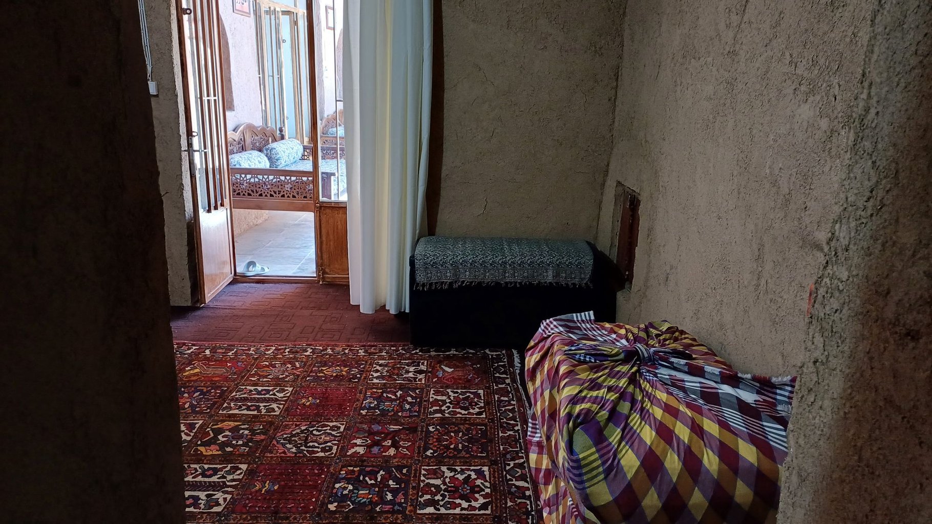 بوم گردی آلتین - واحد مهر