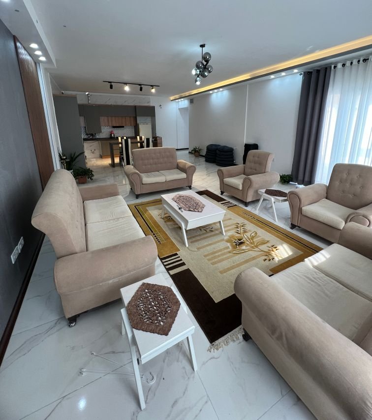 ویلا دوخوابه استخردار آبگرم فلورا