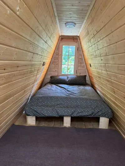 کلبه یک خوابه سوئیسی برن رو - واحد 1