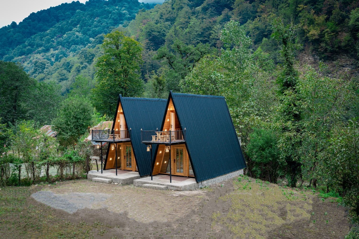 کلبه یک خوابه سوئیسی برن رو - واحد 1 - فضای بیرون