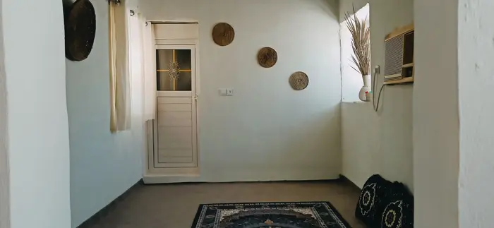 بوم گردی مِیلس - واحد ۱۰۳