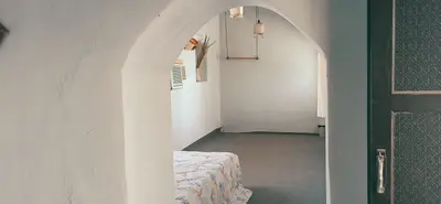 بومگردی مِیلس - واحد ۱۰۴