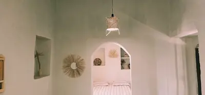 بومگردی مِیلس - واحد ۱۰۳