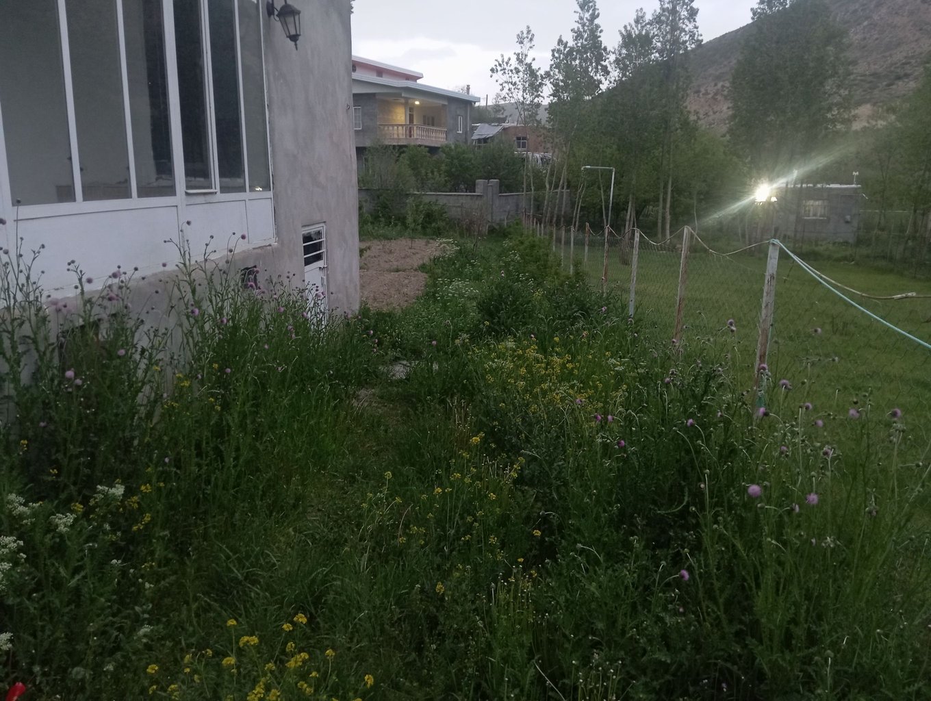 ویلا دوخوابه بنیادی