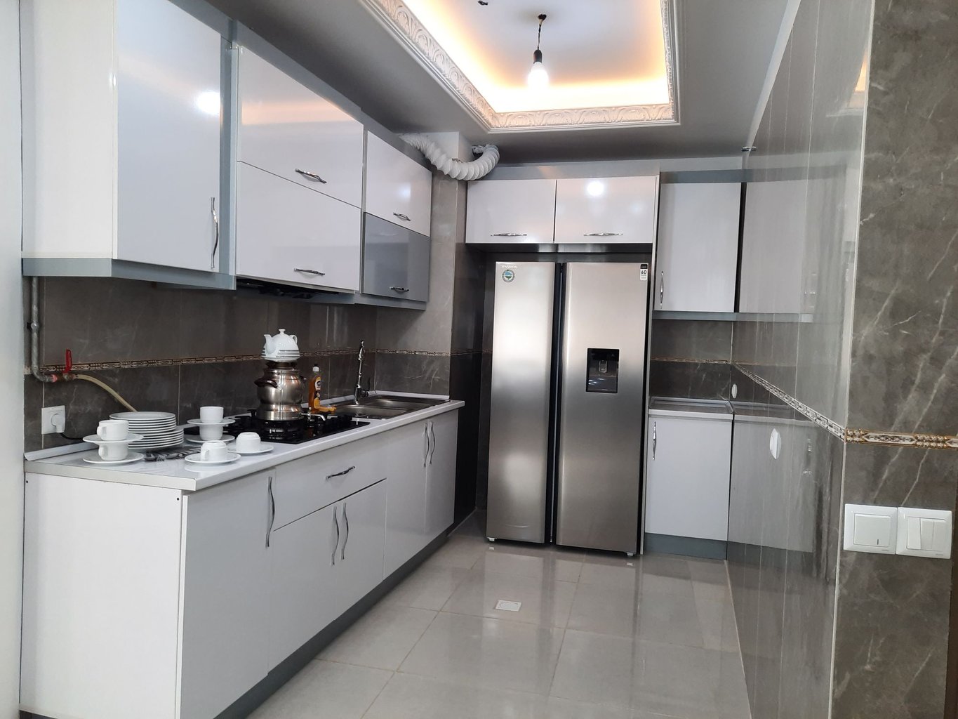 آپارتمان دوخوابه جکوزی دار قدیری 2