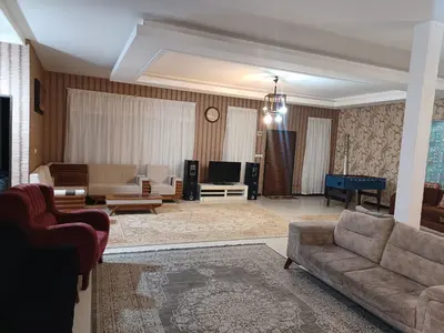 ویلا دوخوابه استخردار آبگرم آرسین 1