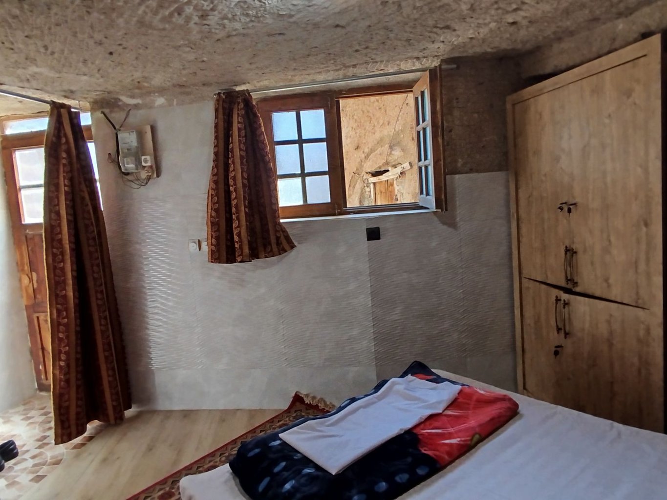 صخره ای تورال کندوان - واحد 2