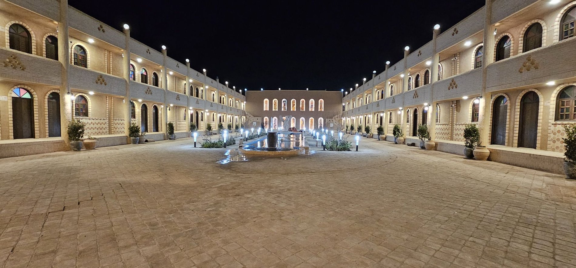 مجتمع اقامتی کهکشان - واحد چهارتخته 111