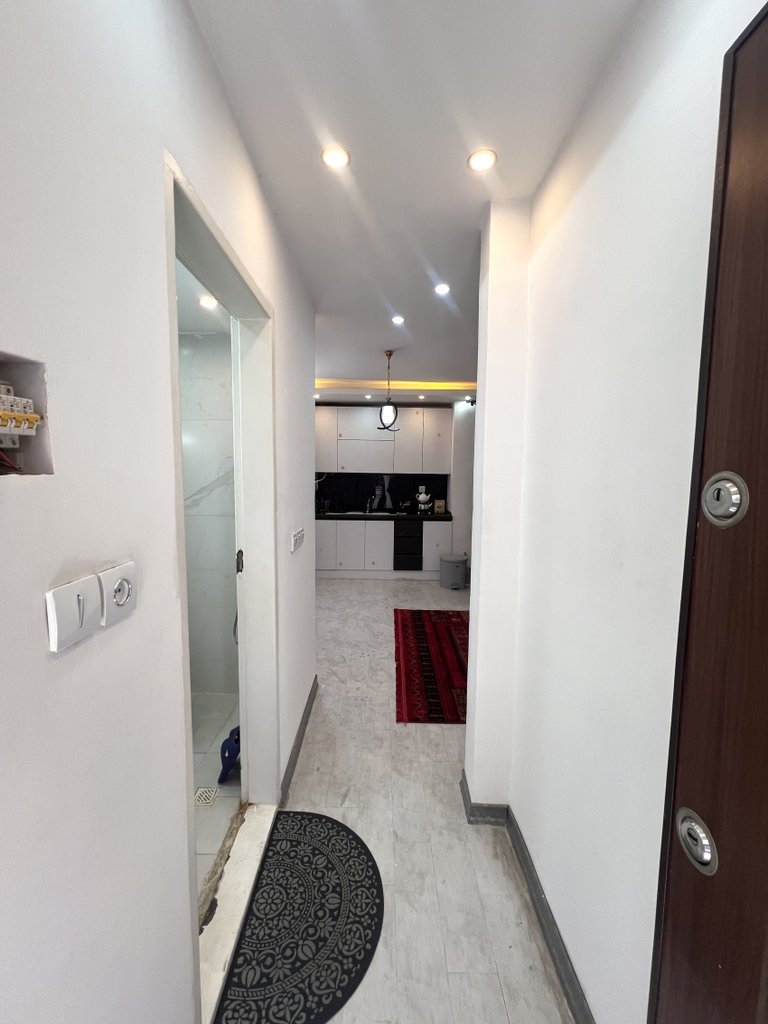 آپارتمان یک خوابه سعادت آباد 11