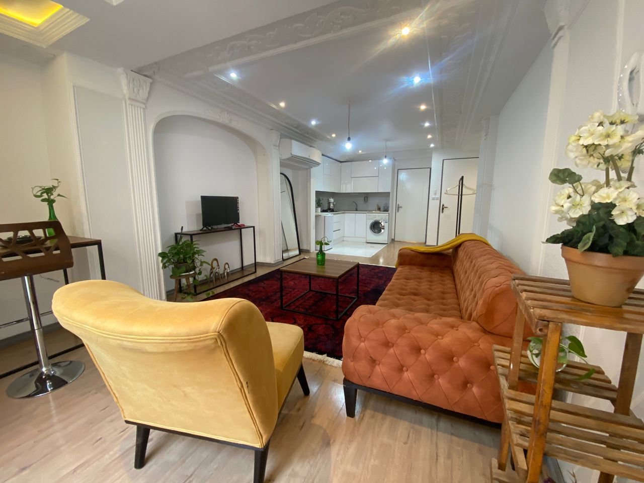 آپارتمان دوخوابه توحید میانی