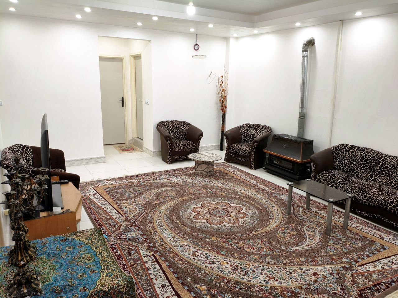 آپارتمان سه خوابه خانواده