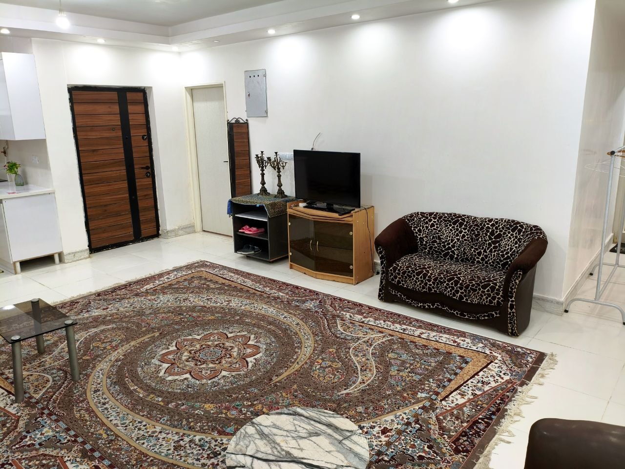 آپارتمان سه خوابه خانواده