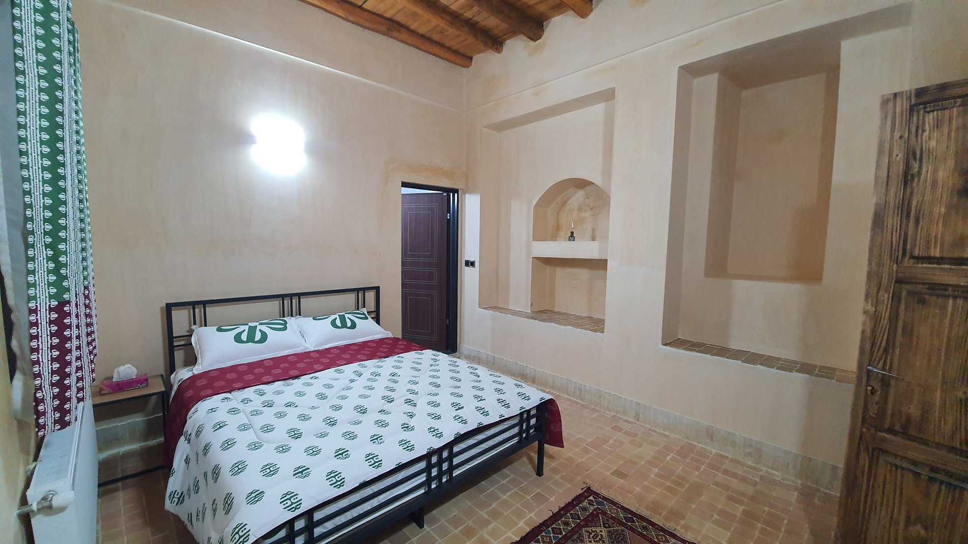 اقامتگاه سنتی خانه ساتی - واحد قلم