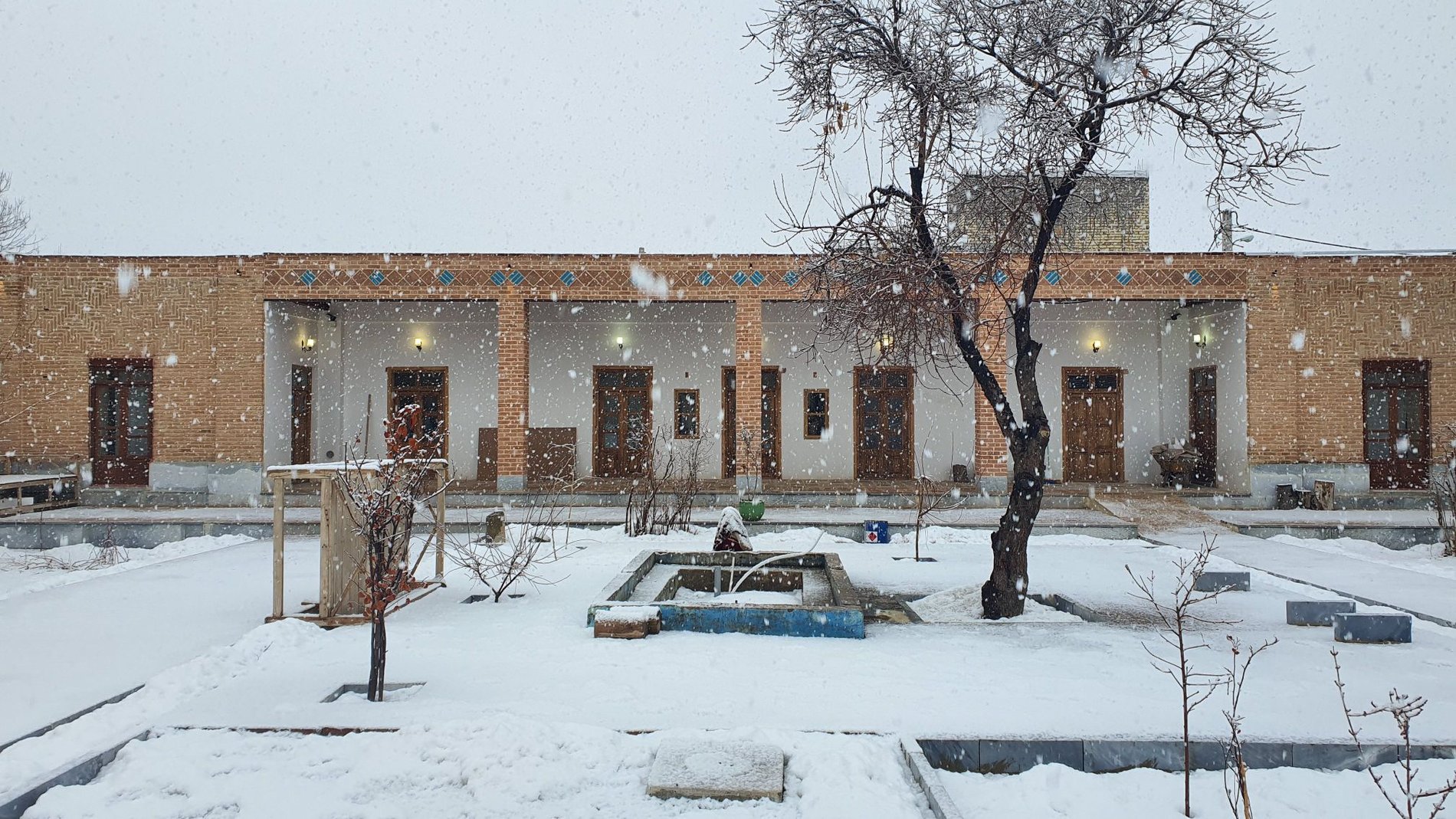 اقامتگاه سنتی خانه ساتی - واحد گوشه