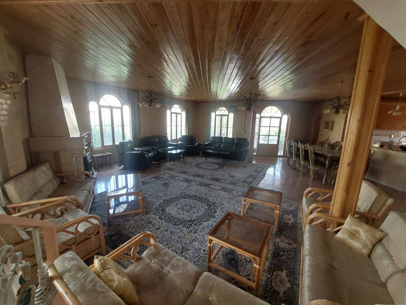 ویلا سه خوابه دنج طلایی