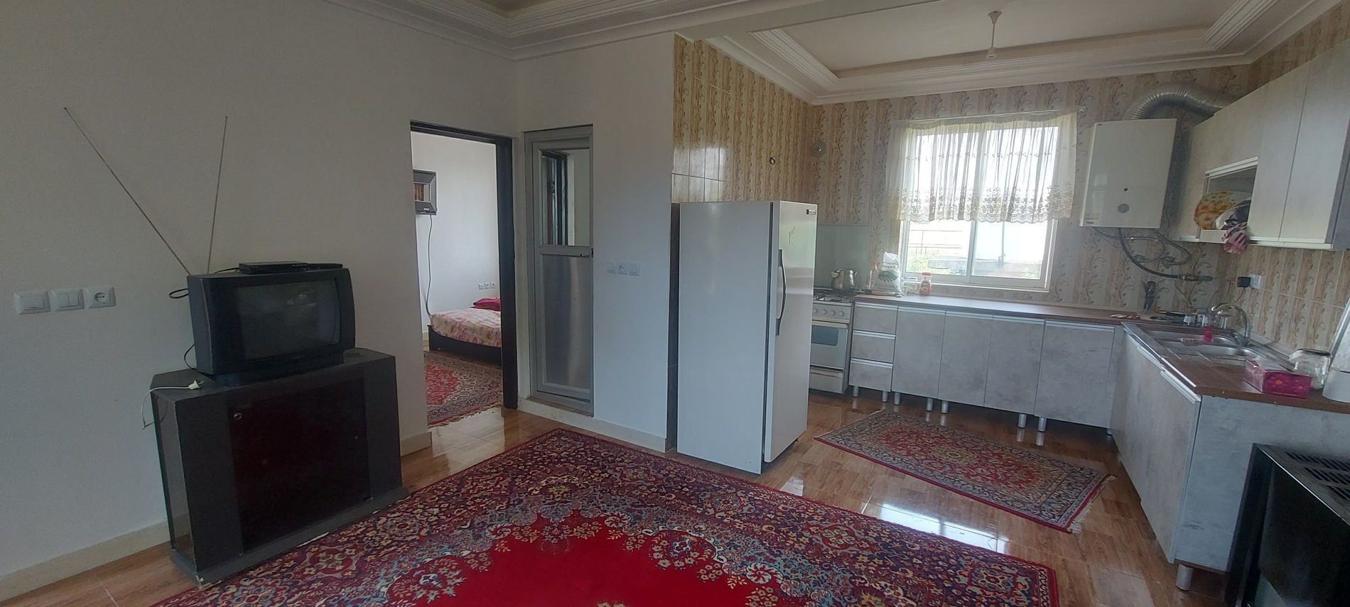 یک خوابه مزرعه کوچک من