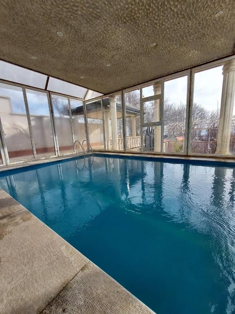 ویلا دوخوابه استخردار گل سرخ