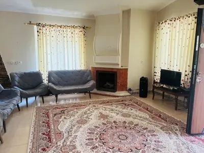 ویلا دوخوابه استخردار گل سرخ