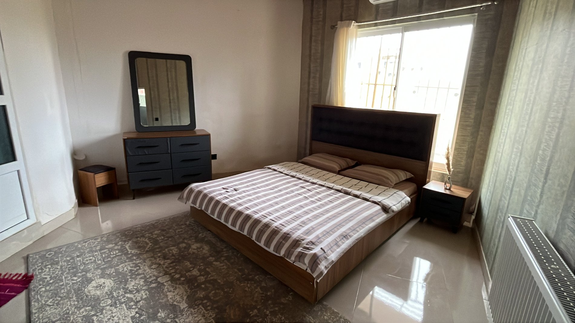 ویلا دوخوابه جنگلی یکتا